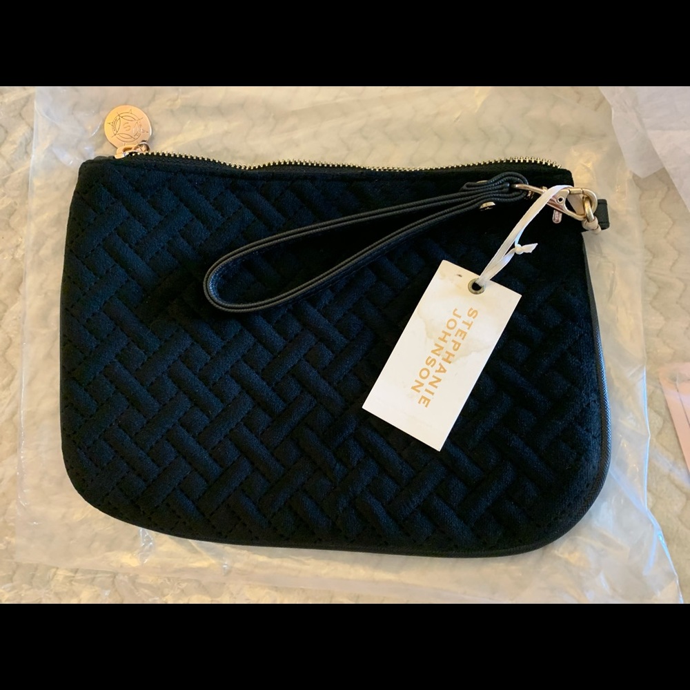 🆕 Large Designer Wristlet